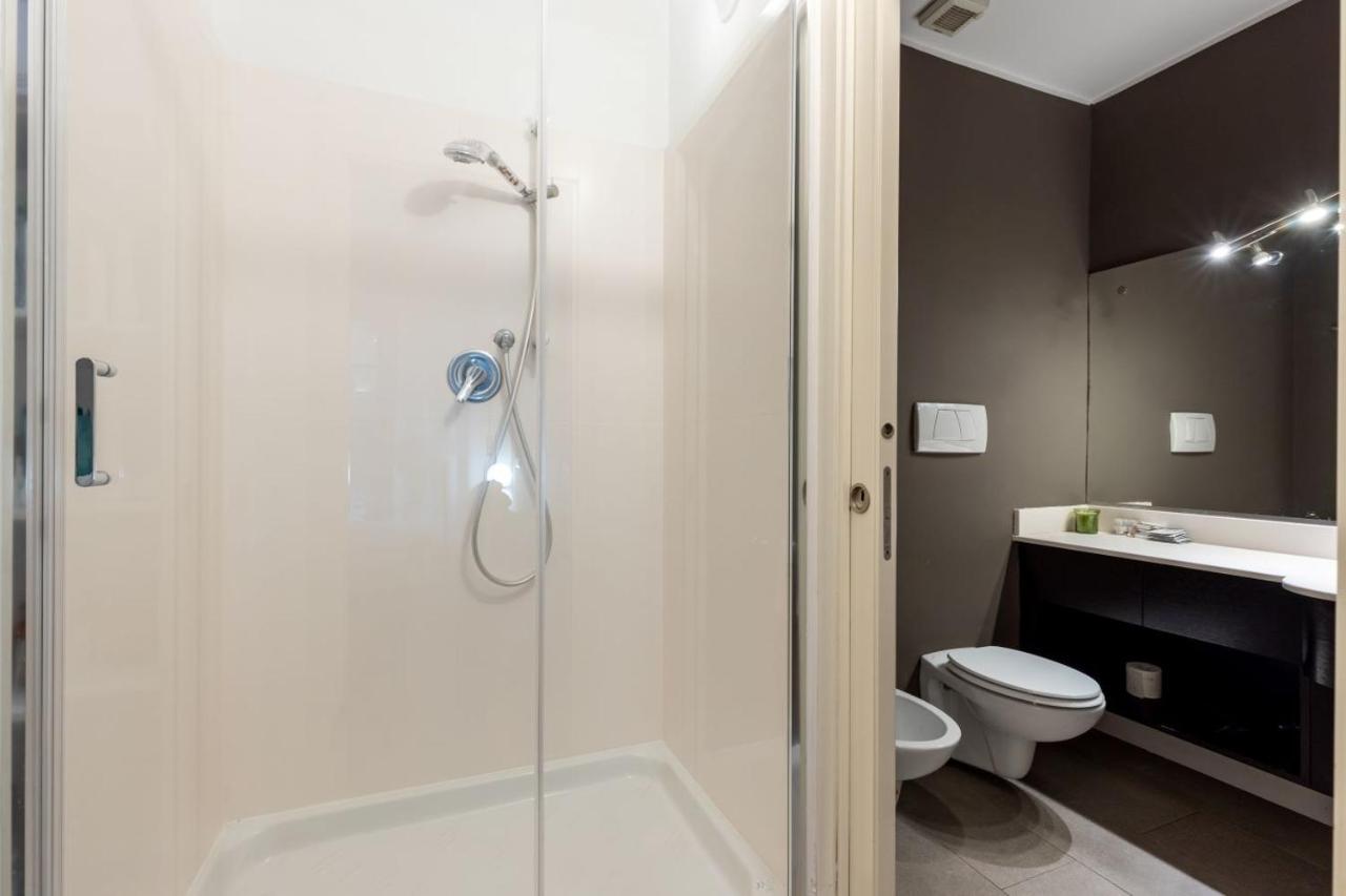 Apartment In Brera-Fatebenefratelli-Porta Nuova-Milano Екстериор снимка