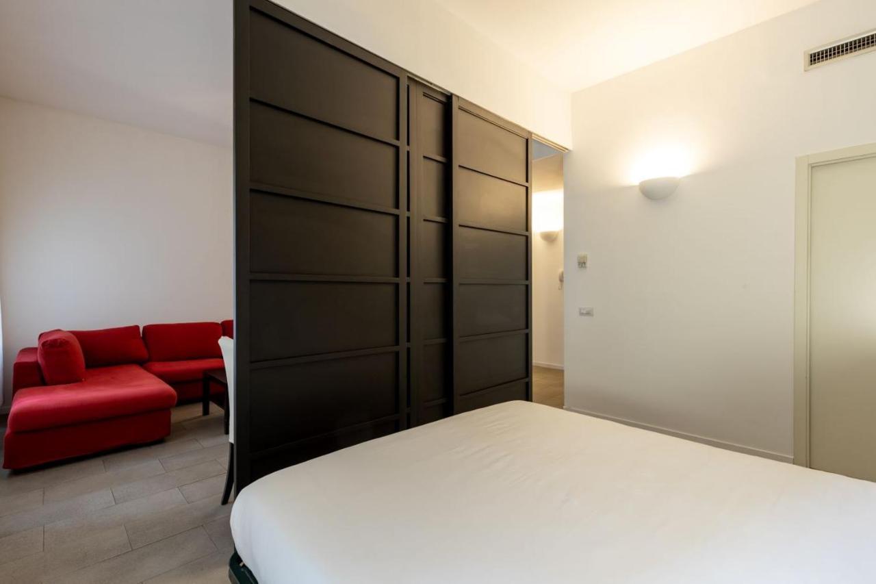 Apartment In Brera-Fatebenefratelli-Porta Nuova-Milano Екстериор снимка